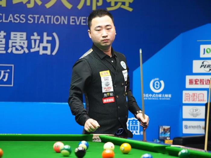 他从小便表 他从小便表